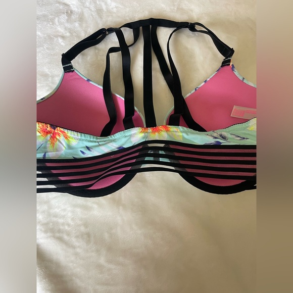 Victoria’s Secret bra 36D never worn - Picture 4 of 5